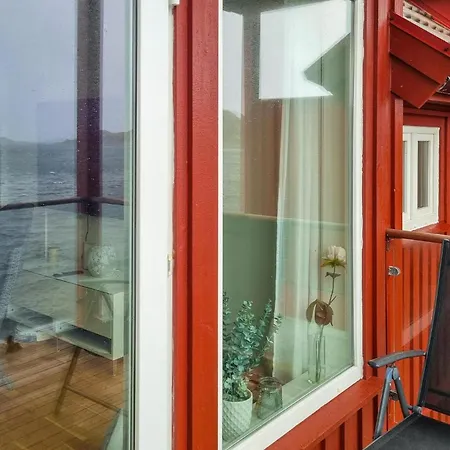 In With House Sea View *